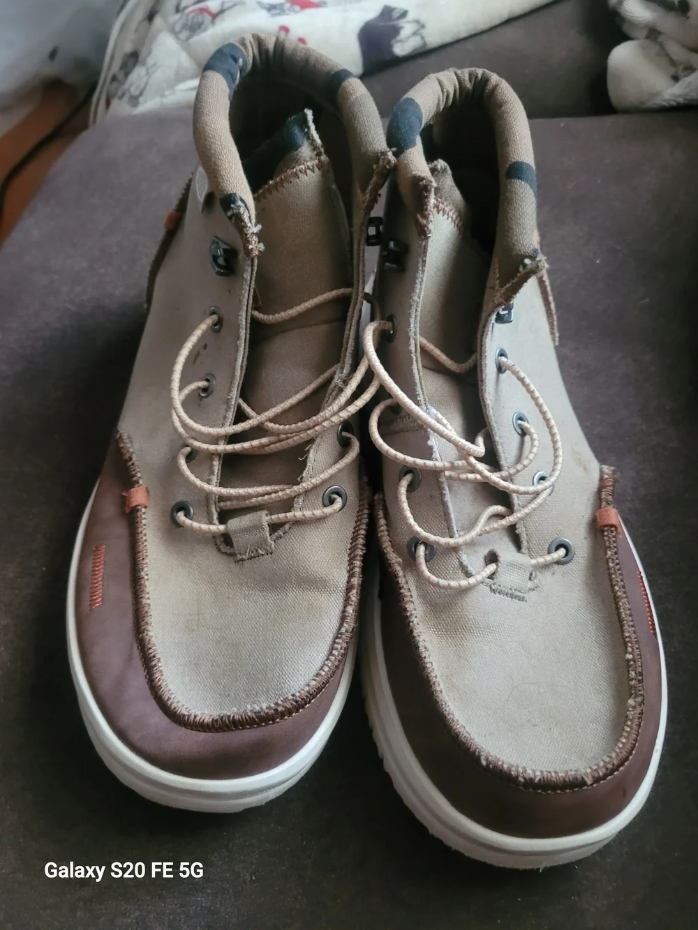 Hey Dude High Top Casual Men’s Tan & Brown Slip-On Loafers